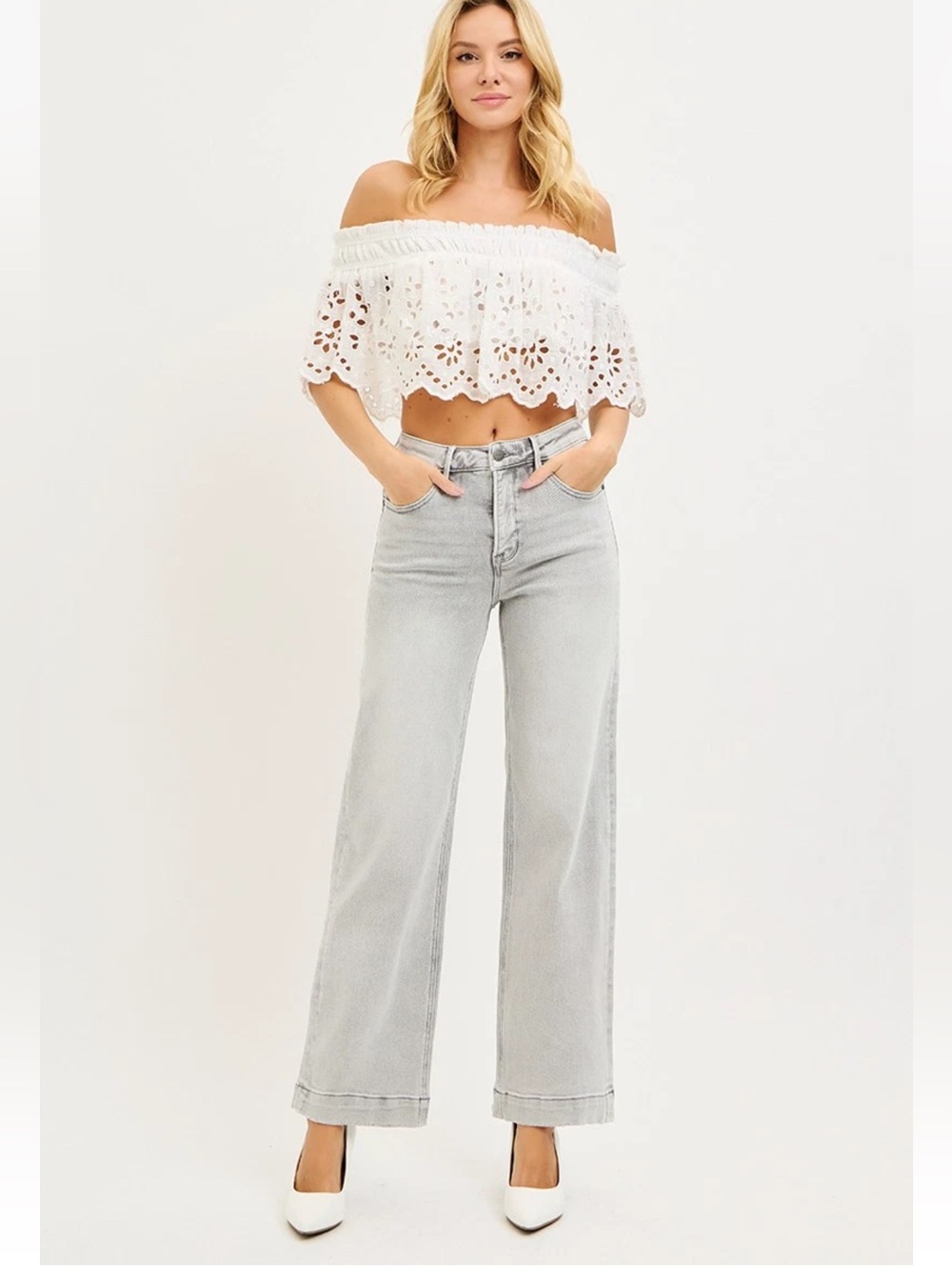 Risen Jeans High Rise Crop Wide Leg Jeans in Light Grey Stretchy Size 3/26